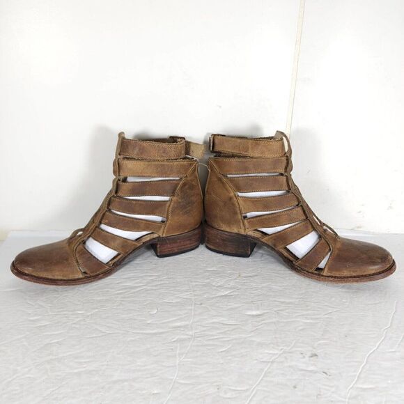 FREEBIRD BY STEVEN Women's Stone US 7M Brown Leather Distressed Cut Out Booties - Picture 5 of 14